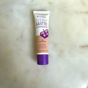 Rimmel london stay matte foundation